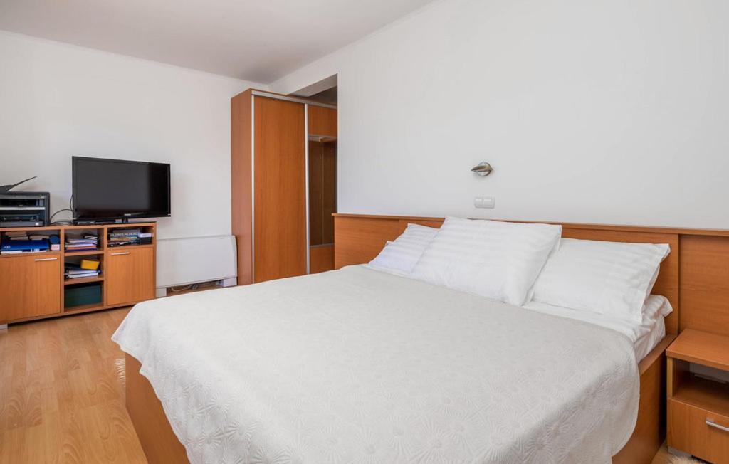 Apartments Dedic Супетарска Драга Екстериор снимка