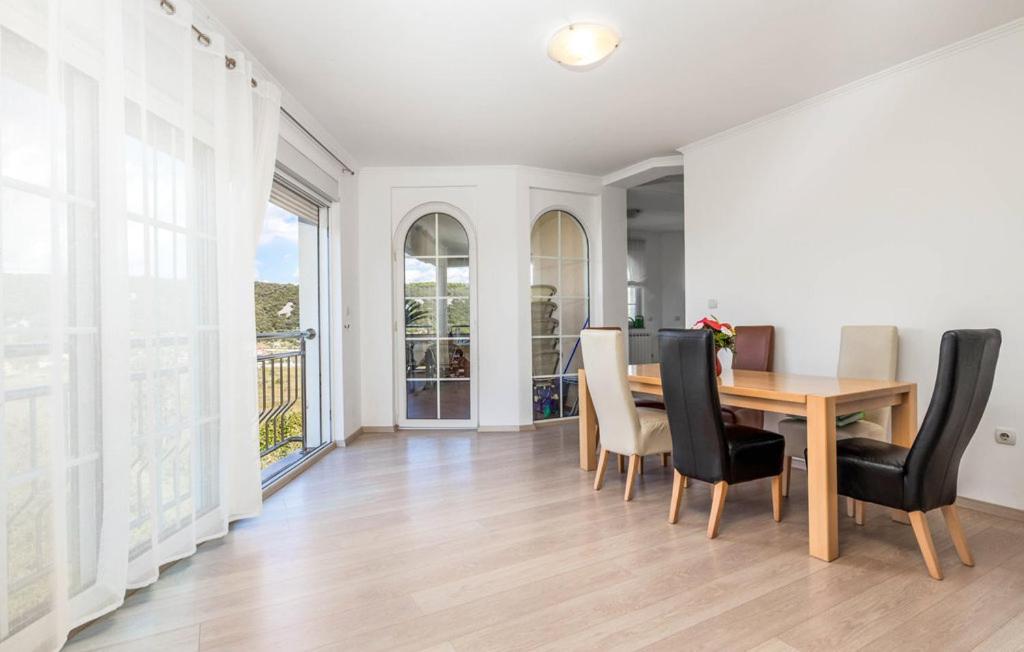 Apartments Dedic Супетарска Драга Екстериор снимка